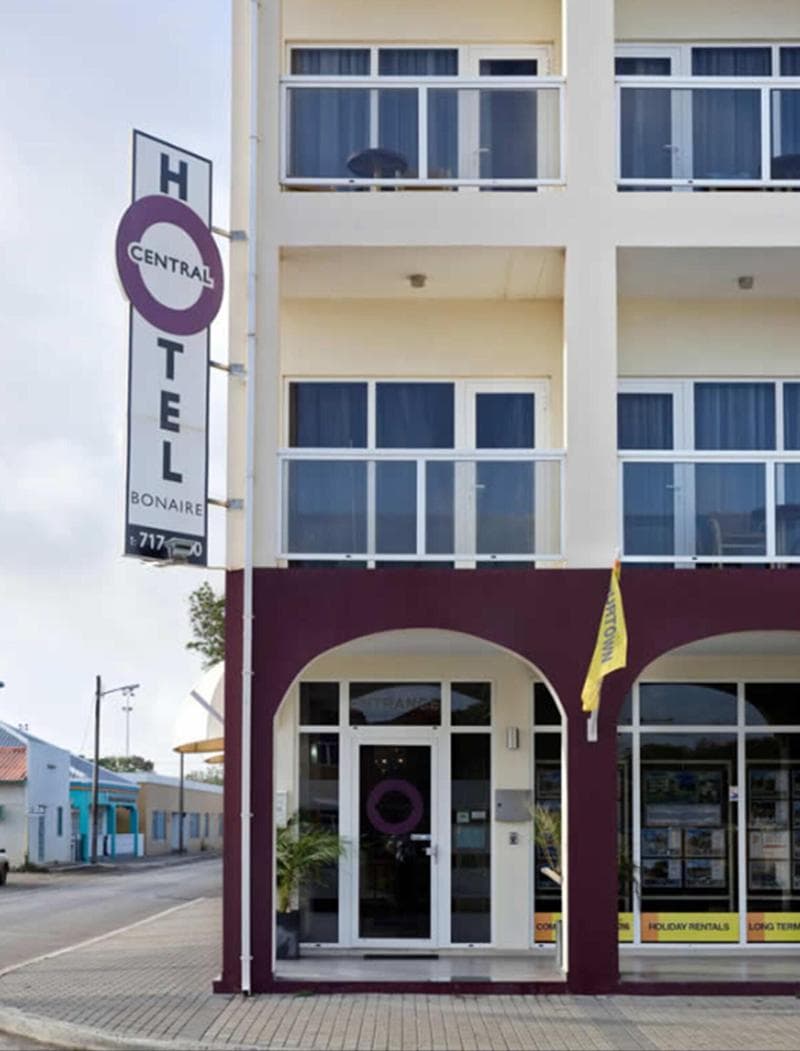 Central Hotel Bonaire photo 4