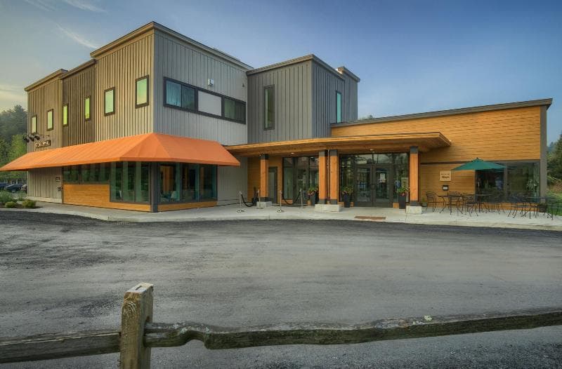 Sun And Ski Inn And Suites photo 3