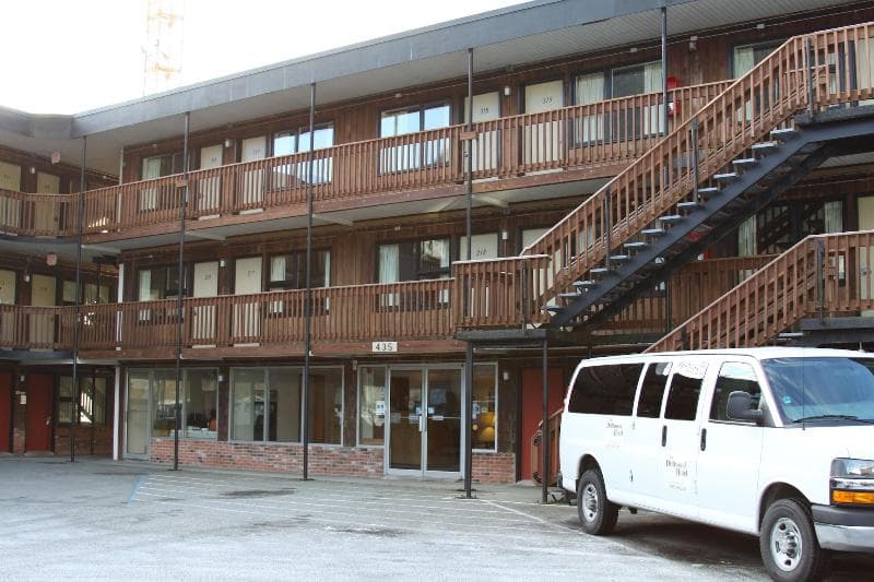 Driftwood Lodge photo 4