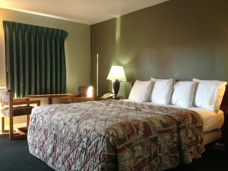 Blue Seal Inn photo 5