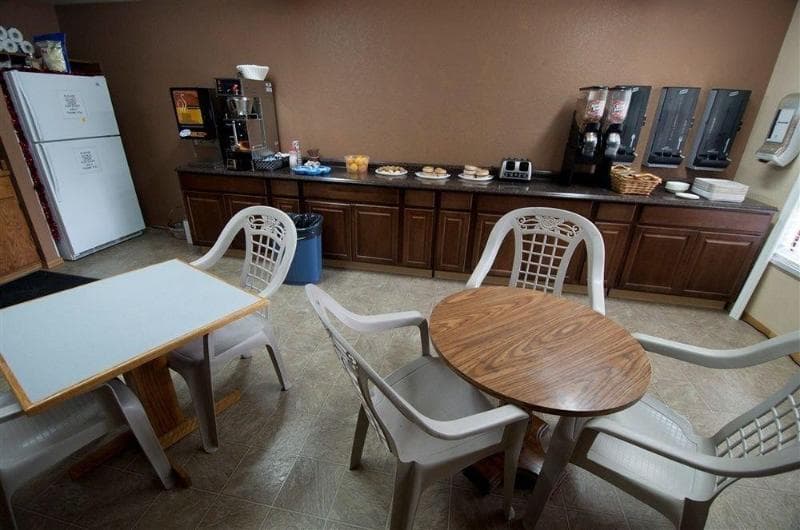 Cedarwood Inn of Ashland photo 4