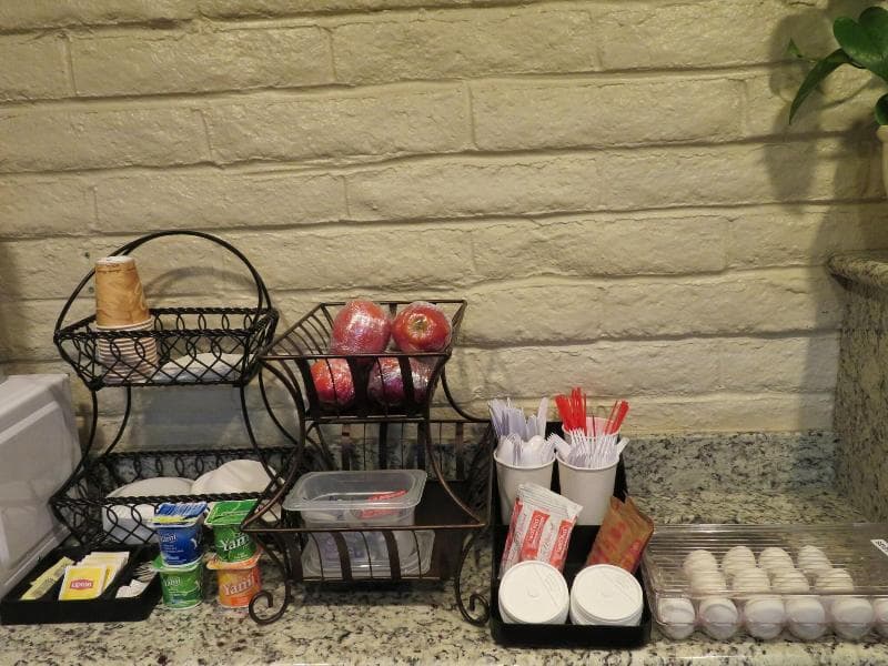 Royal Crest Inn Medford photo 3