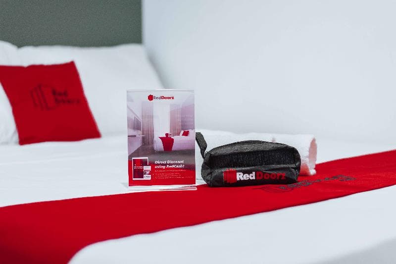 RedDoorz Plus @ Roxas Street Davao photo 3