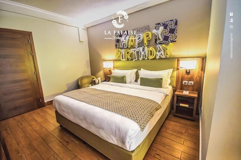 Hotel La Falaise Bonapriso photo 5